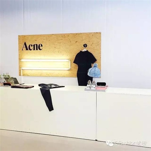 不只杨幂!本来这么多大明星都爱Acne!