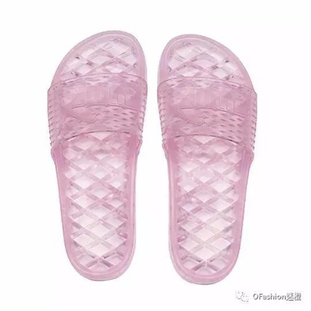 FENTY PUMA 又出话题性单品，第三双拖鞋发售！